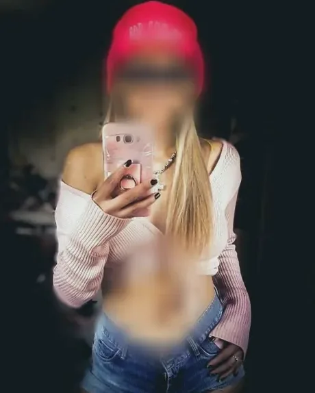 Jasmin, 36