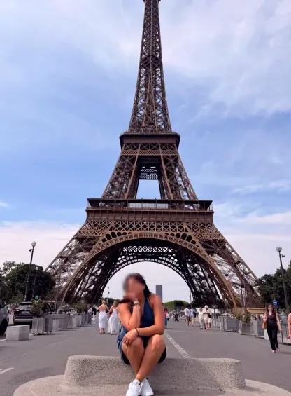 Jovana, 27