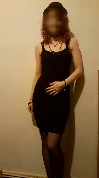 Leyla, 35