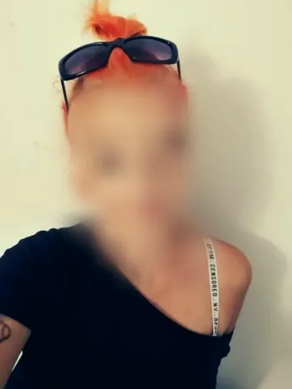 Victoria, 35